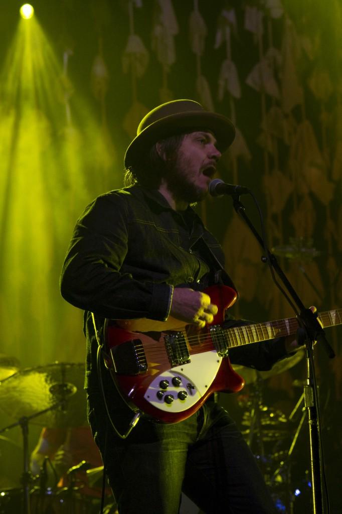 Wilco+lead+singer+Jeff+Tweedy+performs+on+Feb.+1