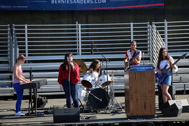 The Love Defenders (from left to right, Jasmine Scrivner, Josephine Leclerc, Eloise Turner, Brian Latour, and Sitsa Latour), a local high school band, perform prior to the Bernie Sanders rally at Bonney Field in Sacramento, California on May 9, 2016. (Photo by Kyle Elsasser)