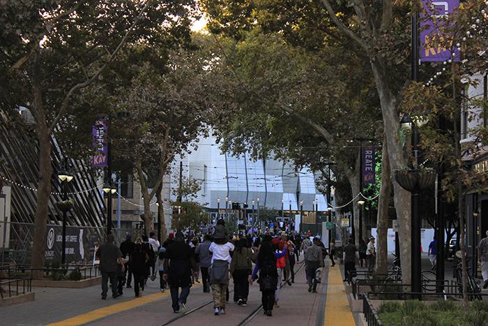 Fans make their way to Fan Fest at the newly opened Golden 1 Center in downtown Sacramento, California on Oct. 1 (Photo by Luis Gael Jimenez)