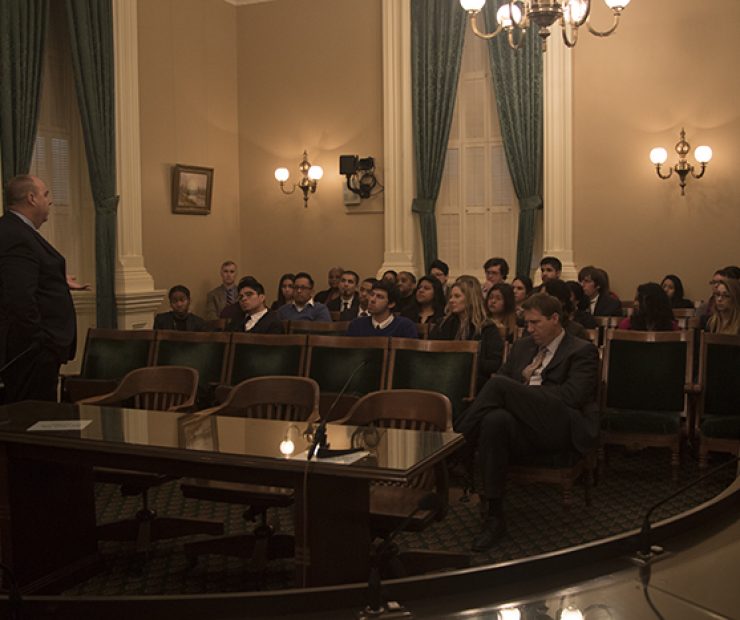 JP Sherry prepares the student senators for their meetings. He warns them to not be offended if the assemblymembers disagree with them or challenge their ideas. Sherry serves as the Los Rios Community College District’s general counsel. (Photo by Luis Gael Jimenez)