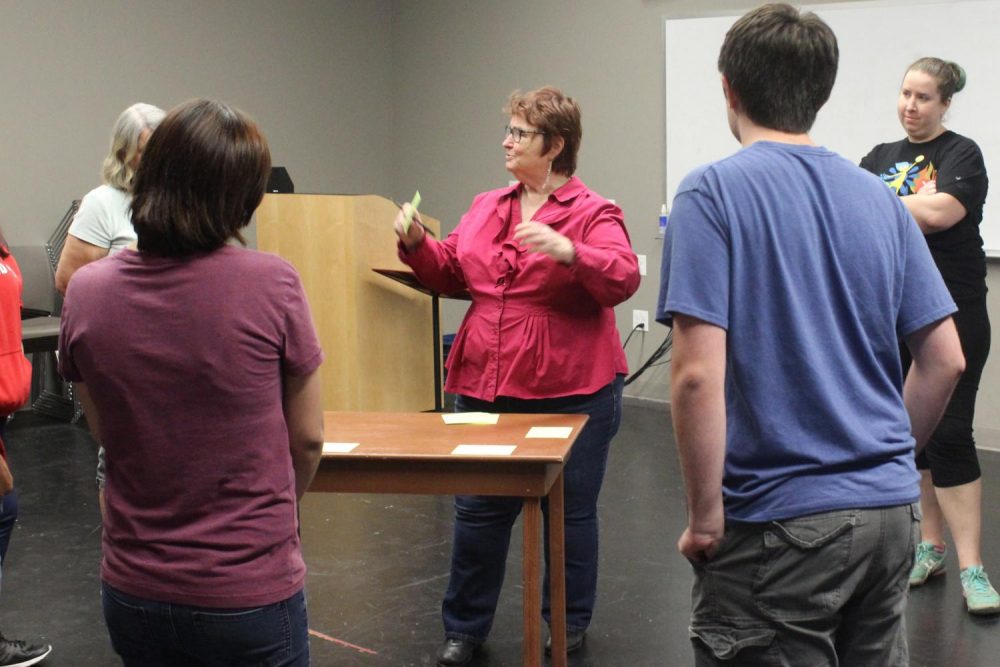 Professor Pamela Downs leads a group activity during an Oct. 9 meeting of the TA 344 class. (Photo by Nathan Bauer)