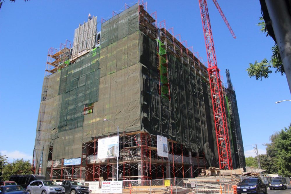 The 19J Apartments under construction on Sept. 9, 2018. The apartments will offer over 173 residential units with a size range from 312 to 480-square feet, of which the smallest will cost less than $1,000 a month, according to Mohanna Development Co. The project is expected to be finish by December 2018. (Photo by Itzin Alpizar)