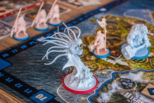 Board games are a good option for those practicing self-quarantining. (Courtesy of pixabay)