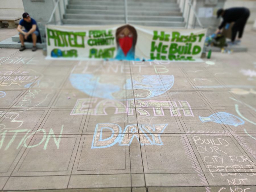 For the first day of Remote Earth Week 2020, Sacramento residents participated by decorating their houses, driveways and sidewalks with messages of hope for the chalking celebration on April 22, 2020. (Photo courtesy of Cesar Julian Aguirre)