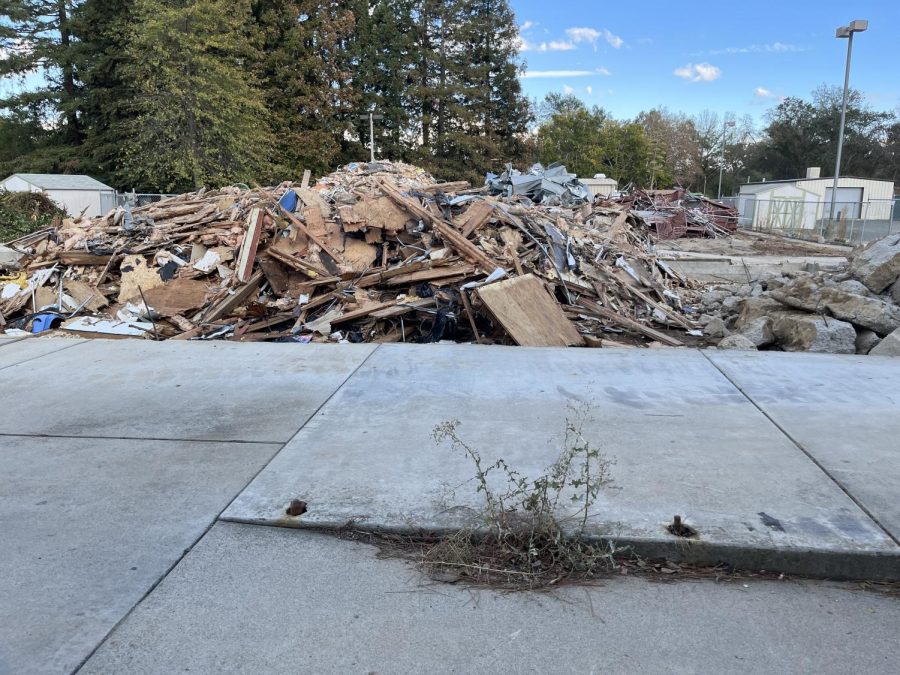 The Technical Education area at American River College is under construction and there is fencing around the area. Demolition has started and the project is scheduled to be done in fall 2024. (Photo by Heather Amberson)
